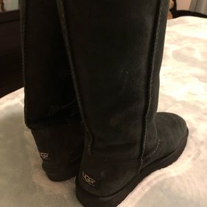 Women’s size 7 Uggs boots